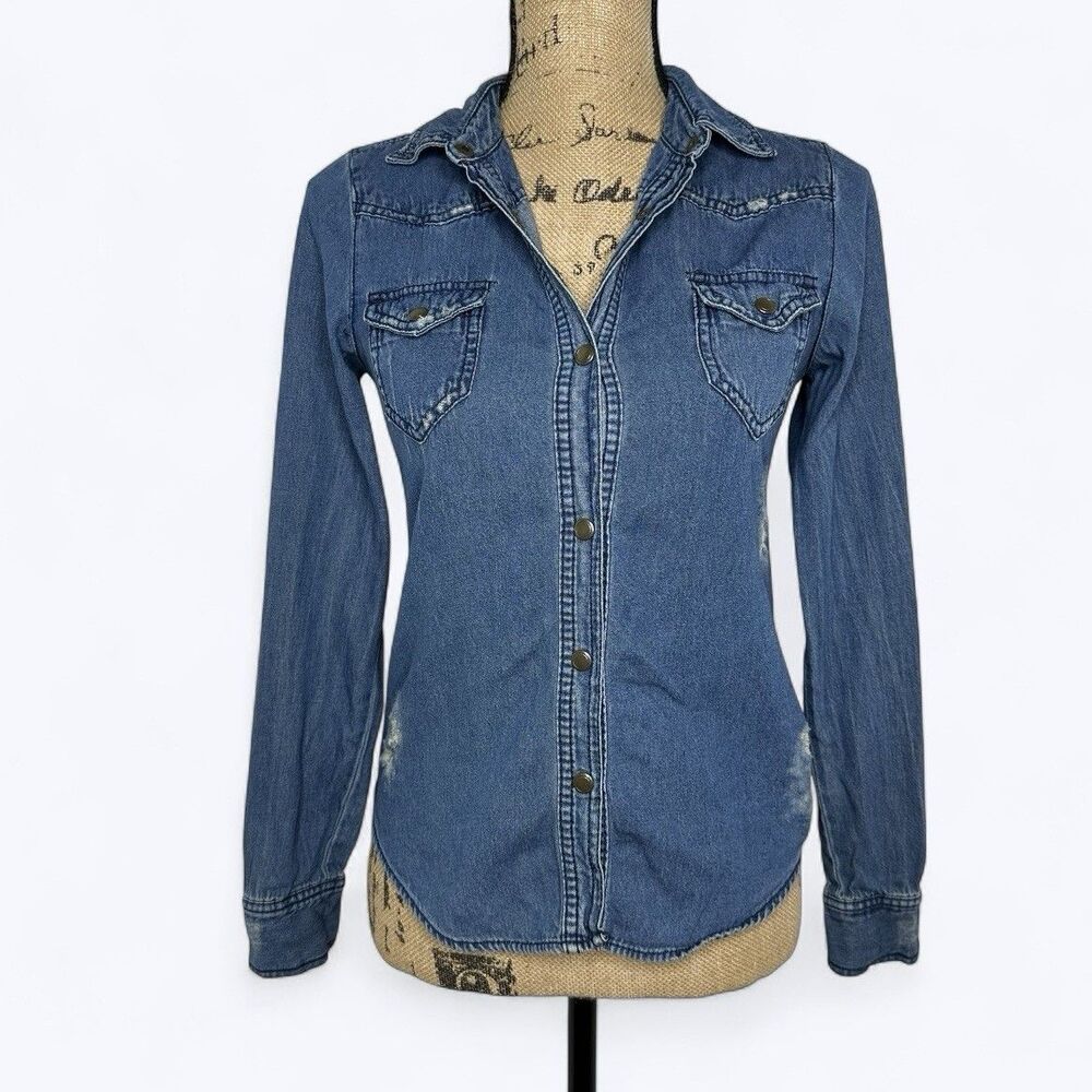 Miley Cyrus Max Azria‎ Denim Top Sz S Snap Front Distressed Country Cowgirl